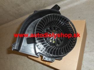 VW Polo 1/02-5/05 ventilátor kúrenia/ s klimatizáciou /