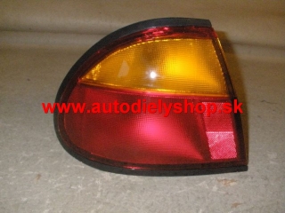Mazda 323 SED 10/96-10/98 Svetlo zadné ľavé