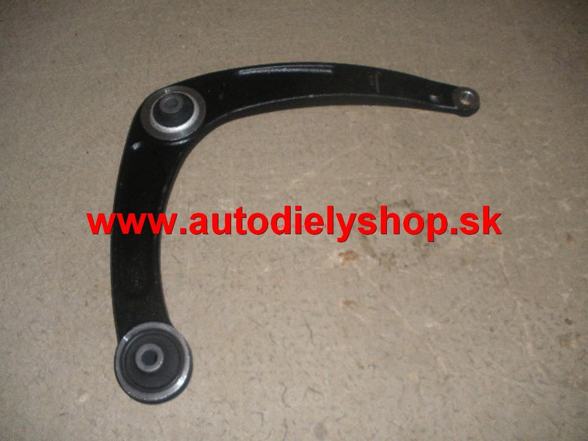  Peugeot 307 05- rameno Pravé /SRL/