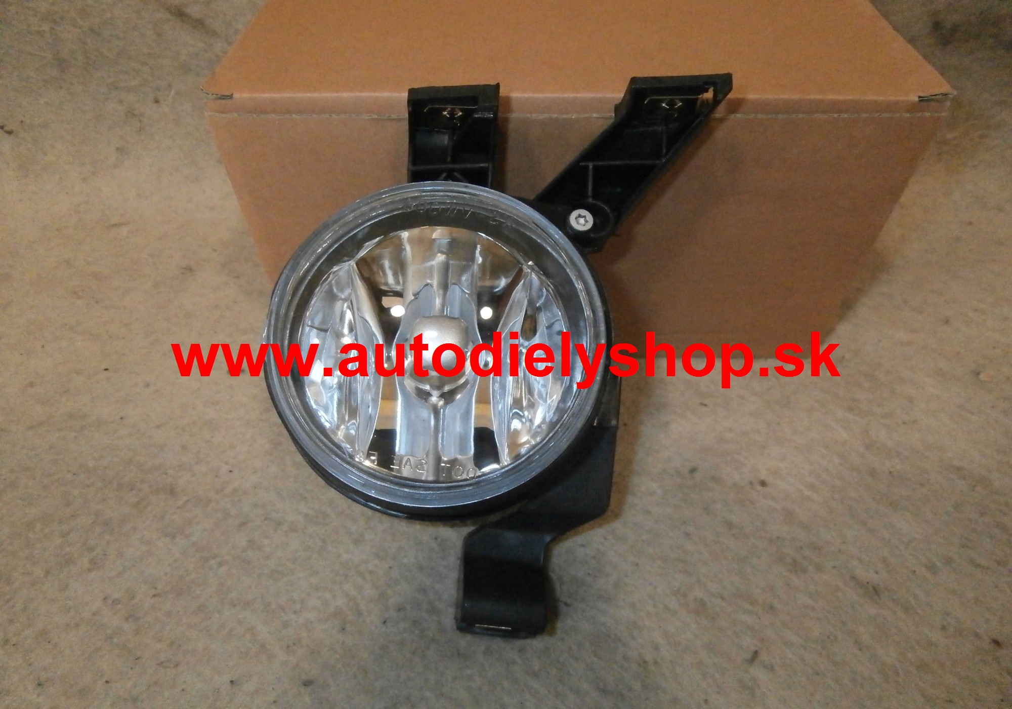 Škoda Octavia II 7/04- Hmlovka predná Pravá /model RS