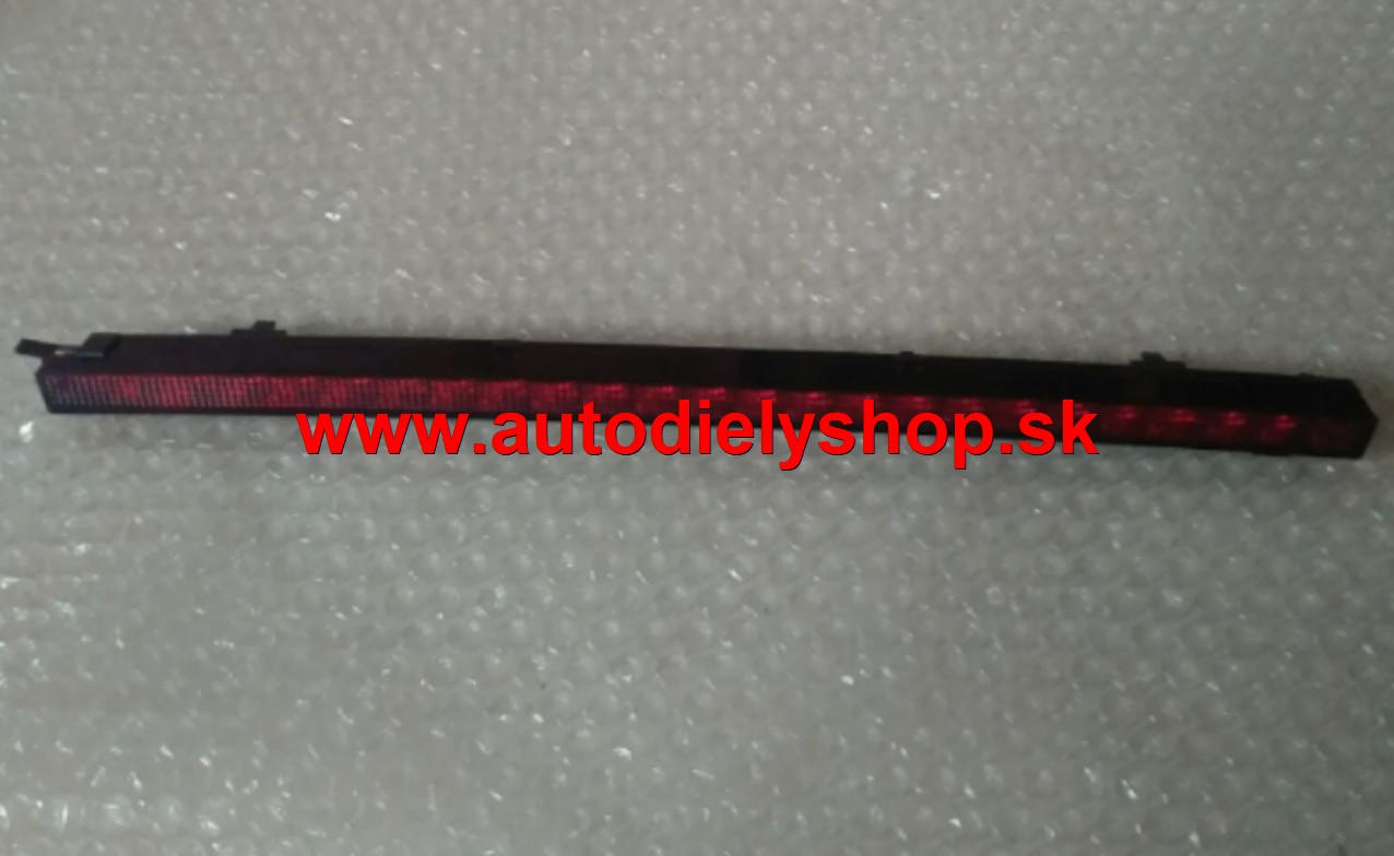 Škoda OCTAVIA II 7/04- zadné brzdové svetlo / Liftback originál