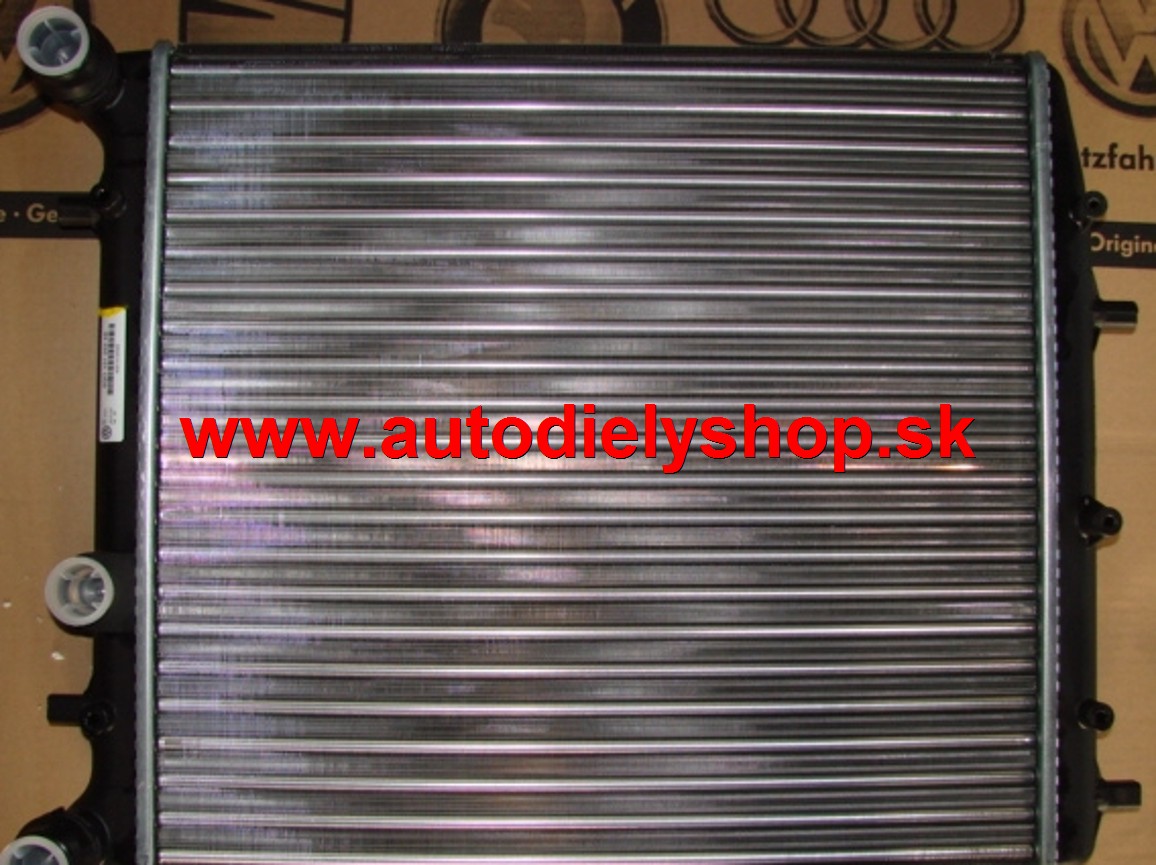 VW Polo 10/99-12/01 chladič vody 1,0-1,4-1,6-1,7SDi s AC