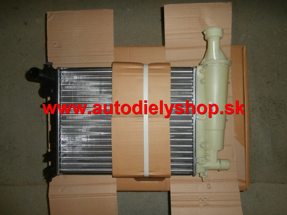Peugeot 106 6/96- Chladič vody/benzín/