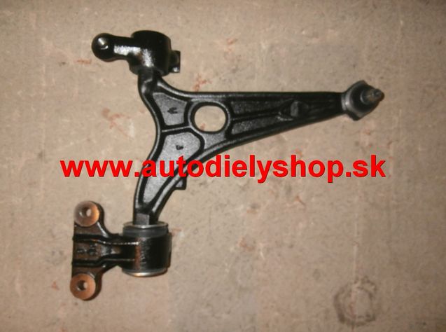 Peugeot 807 6/02- spodné rameno pravé priemer čapu 14mm