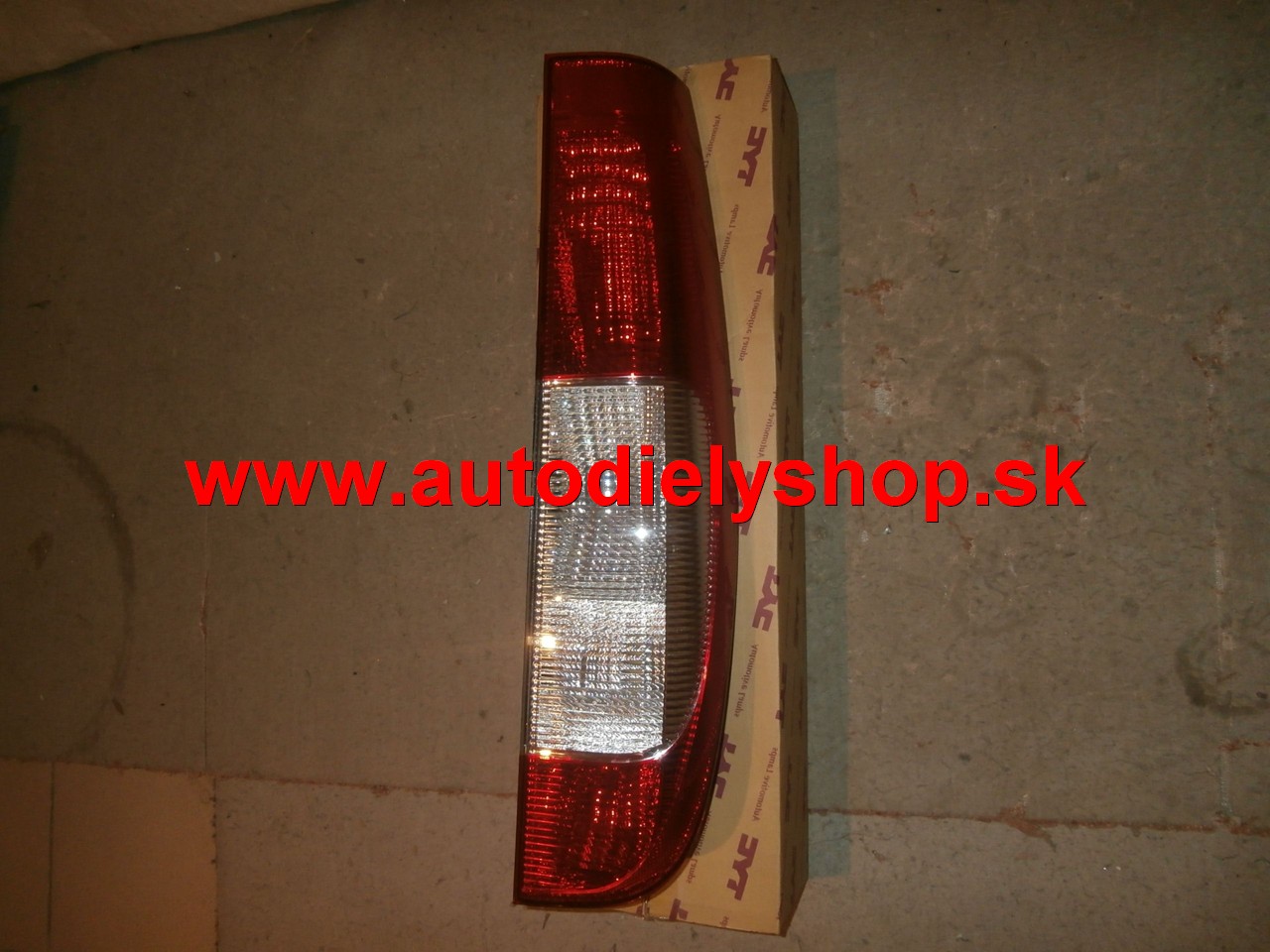 MERCEDES BENZ VITO/VIANO 7/03-2010 - ZADNÉ SVETLO PRAVÉ