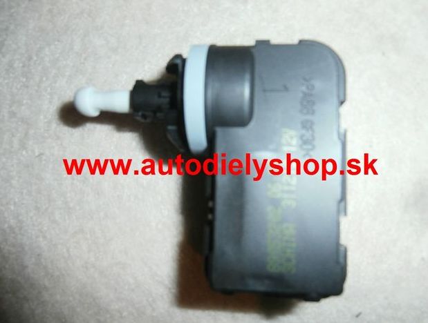 Opel TIGRA TWINTOP 7/2004-2009  motorček svetla pravý