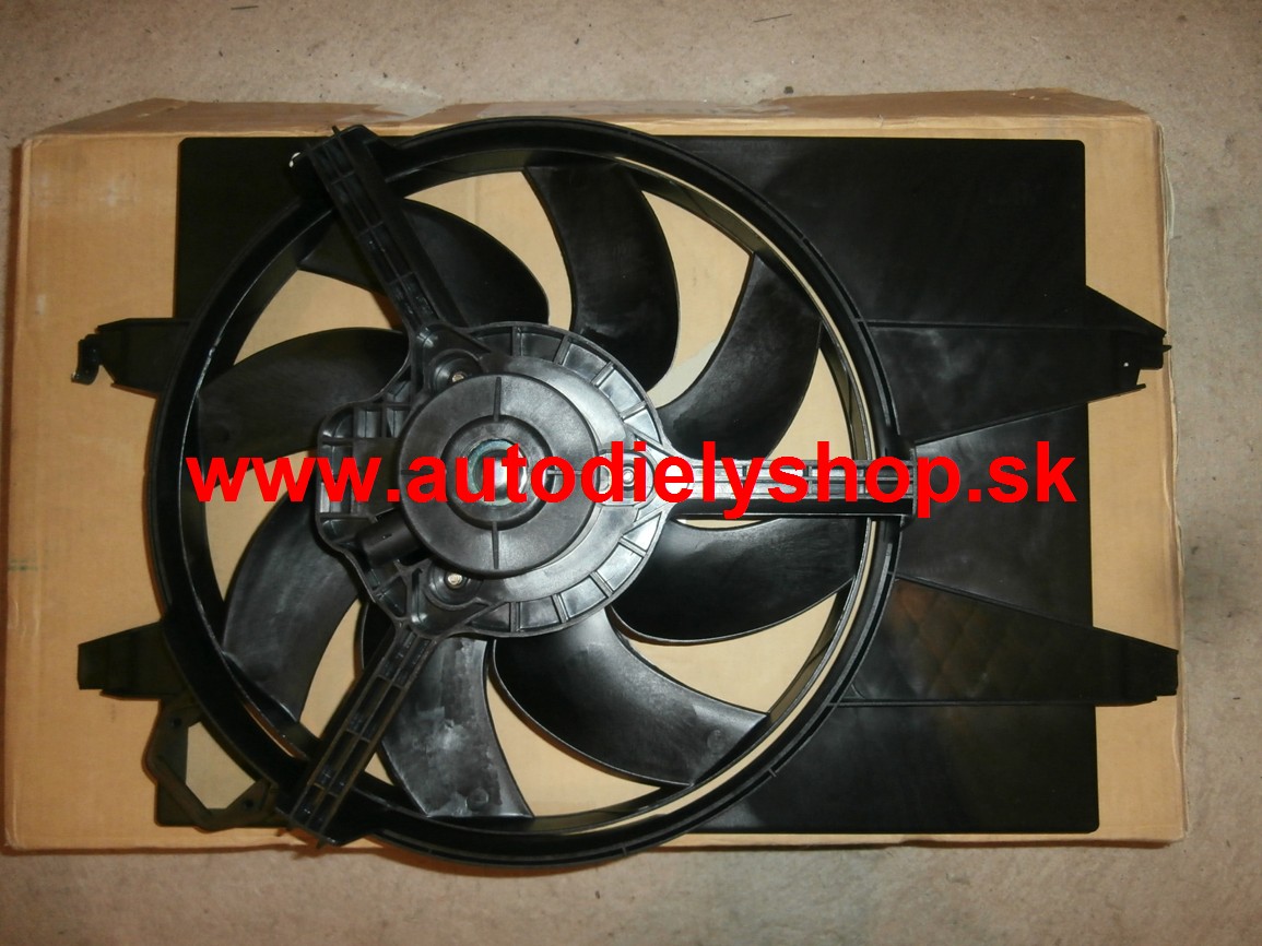 Mazda 2 04/03- Ventrilátor chladiča 1,4