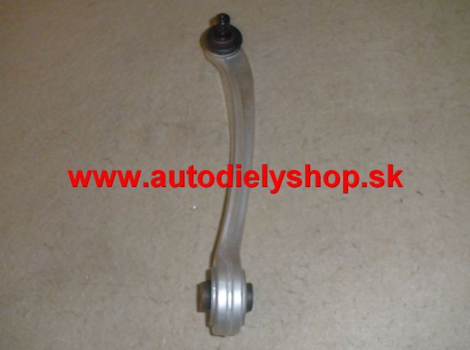 Audi A6 7/01-4/04 predné rameno PREHNUTÉ horné s predu pravé