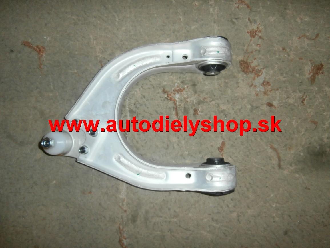 Mercedes W211 E 3/02-6/06 predné rameno horné lavé /spredu/