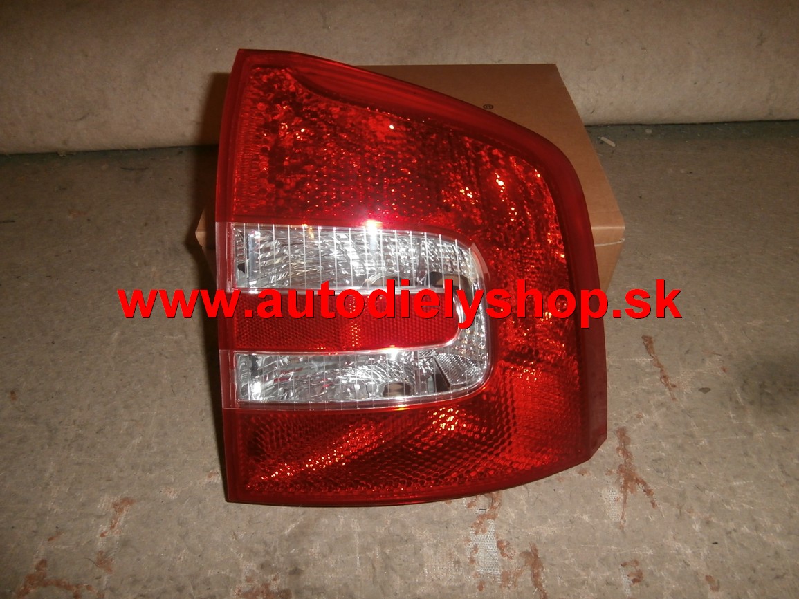 Škoda Octavia II 7/04-11/08 svetlo pravé / KOMBI /