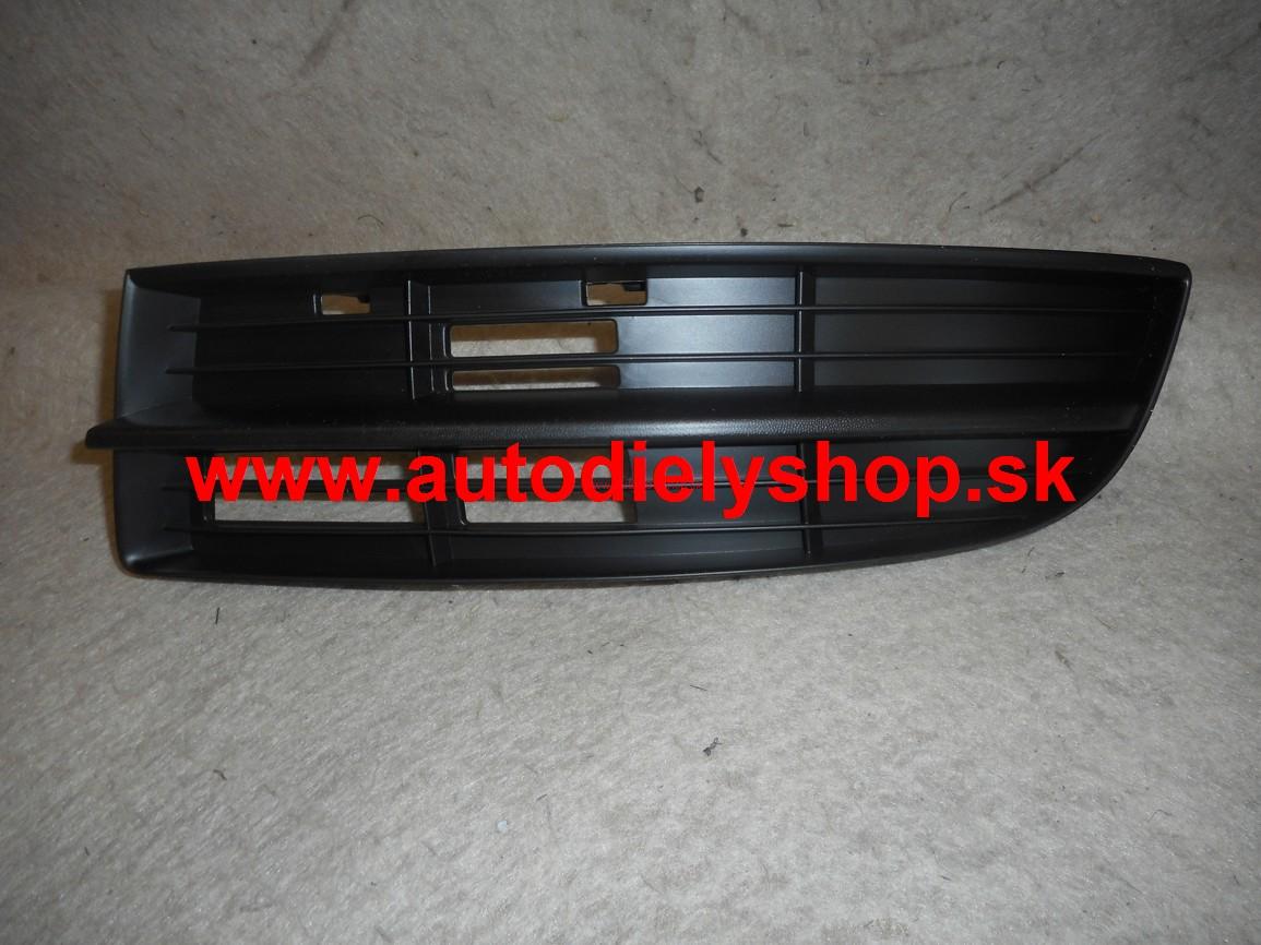 VW Touran 1/03-12/06 záslepka hmlovky Pravá 