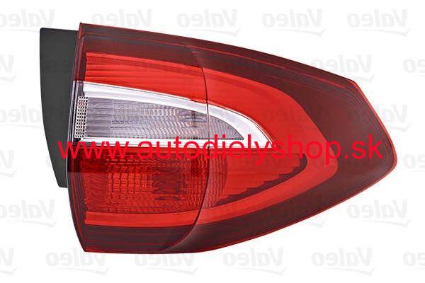 Ford C-MAX 2015- Zadné svetlo vonkajšie Pravé