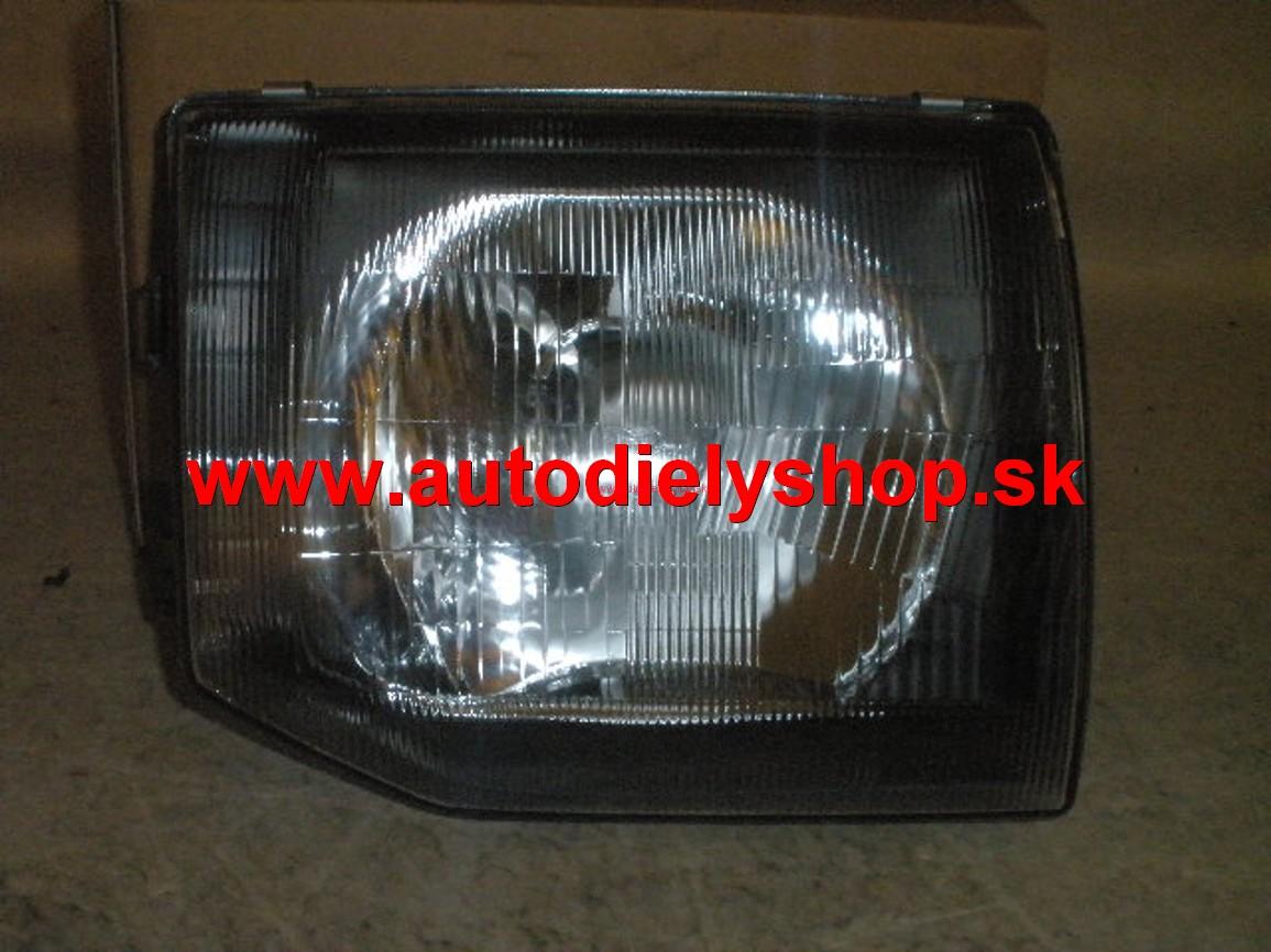 Mitsubishi PAJERO 7/91-9/97 svetlo predné H4 pravé 