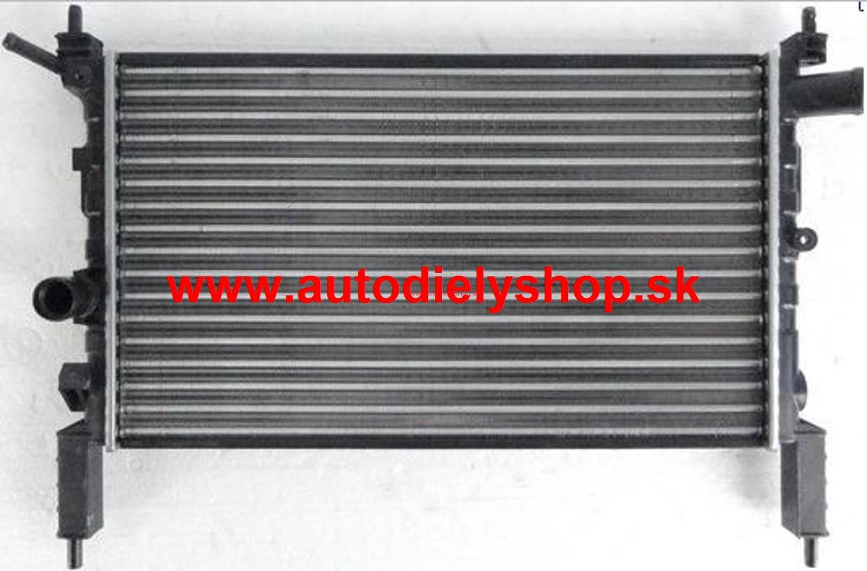  Nissan Almera 10/95-4/00 chladič vody 1,4i-1,6i 	