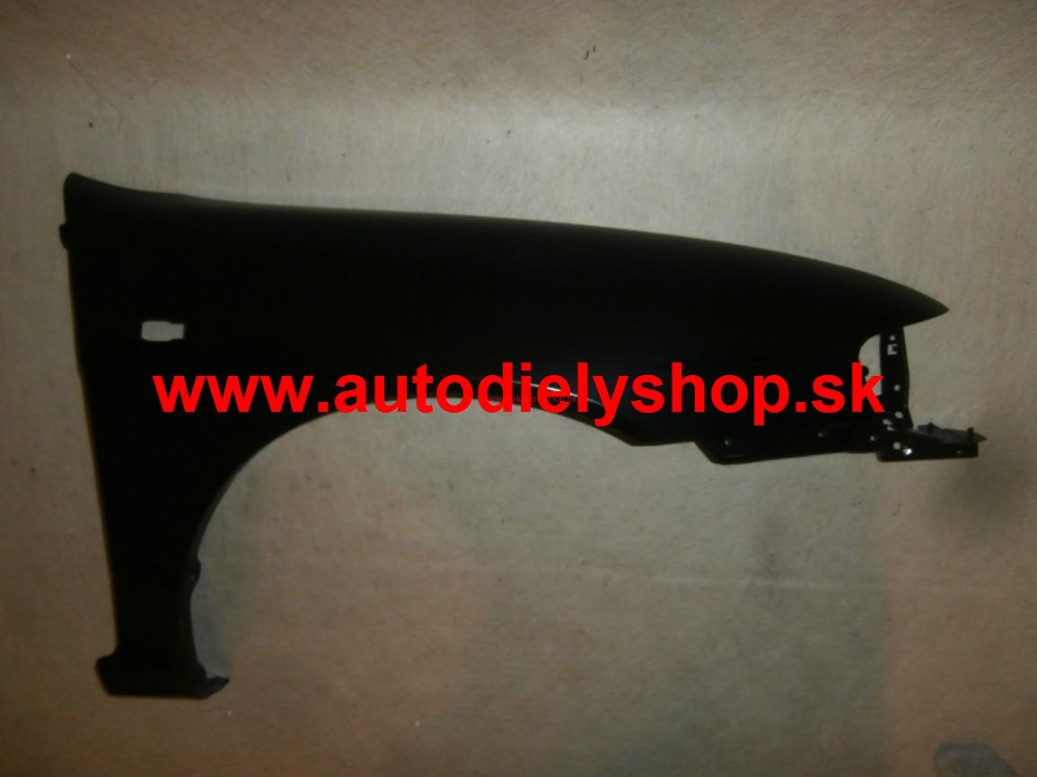  Nissan Almera 95-00 blatník Pravý 