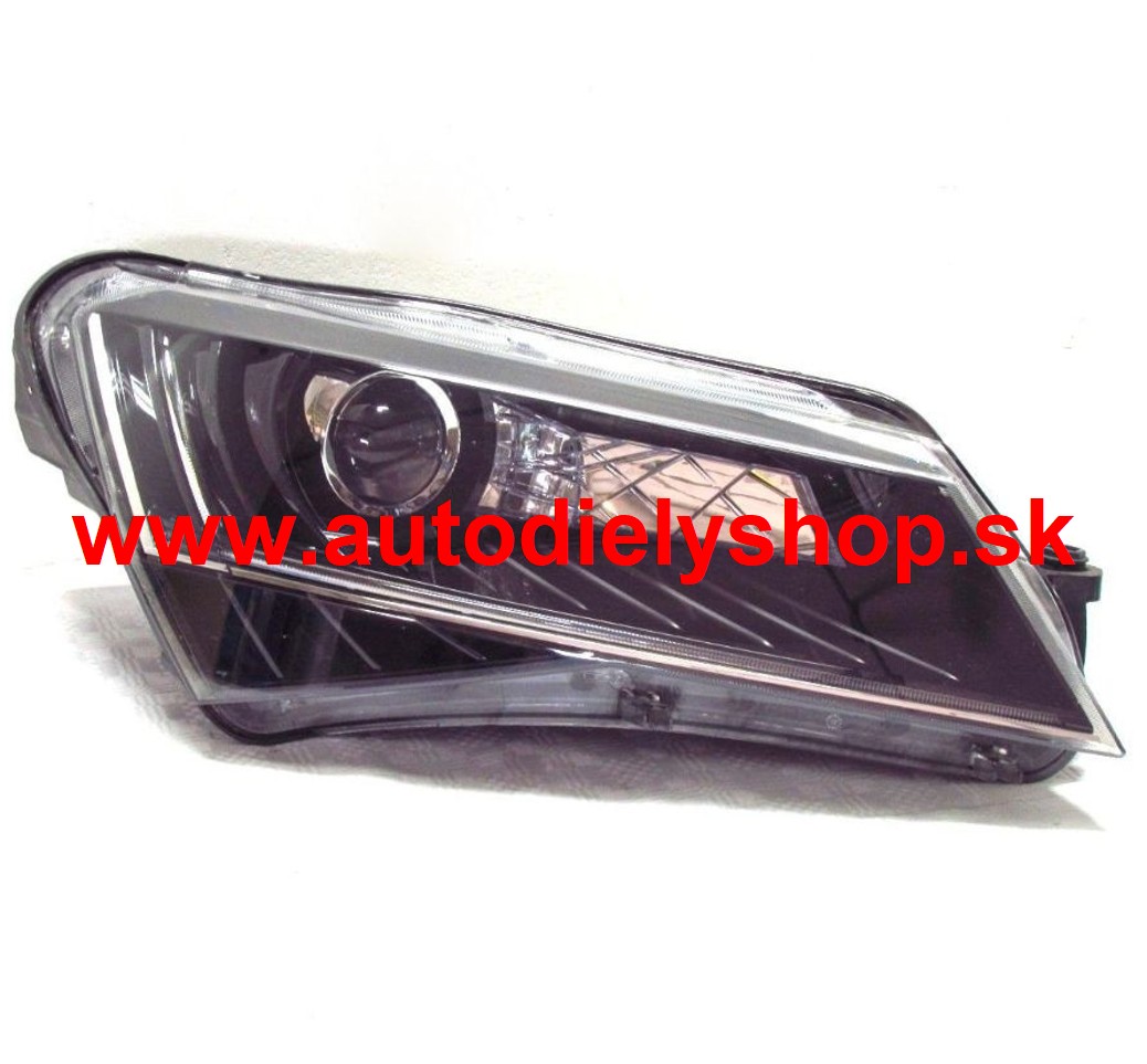 Škoda SUPERB III 5/2015- Predné svetlo,pravé /HELLA/- D3S+LED, adaptivne dialkov