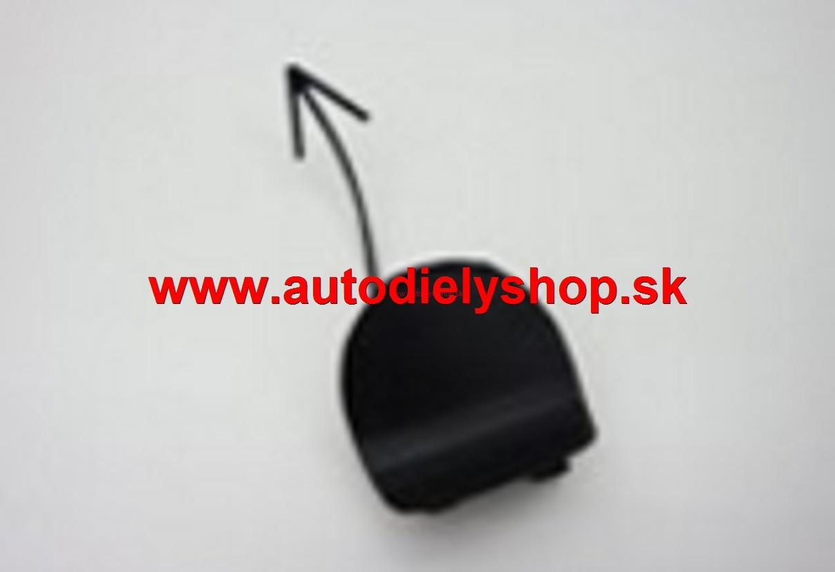 Nissan Almera 00-02 predná záslepka ťažného háku 