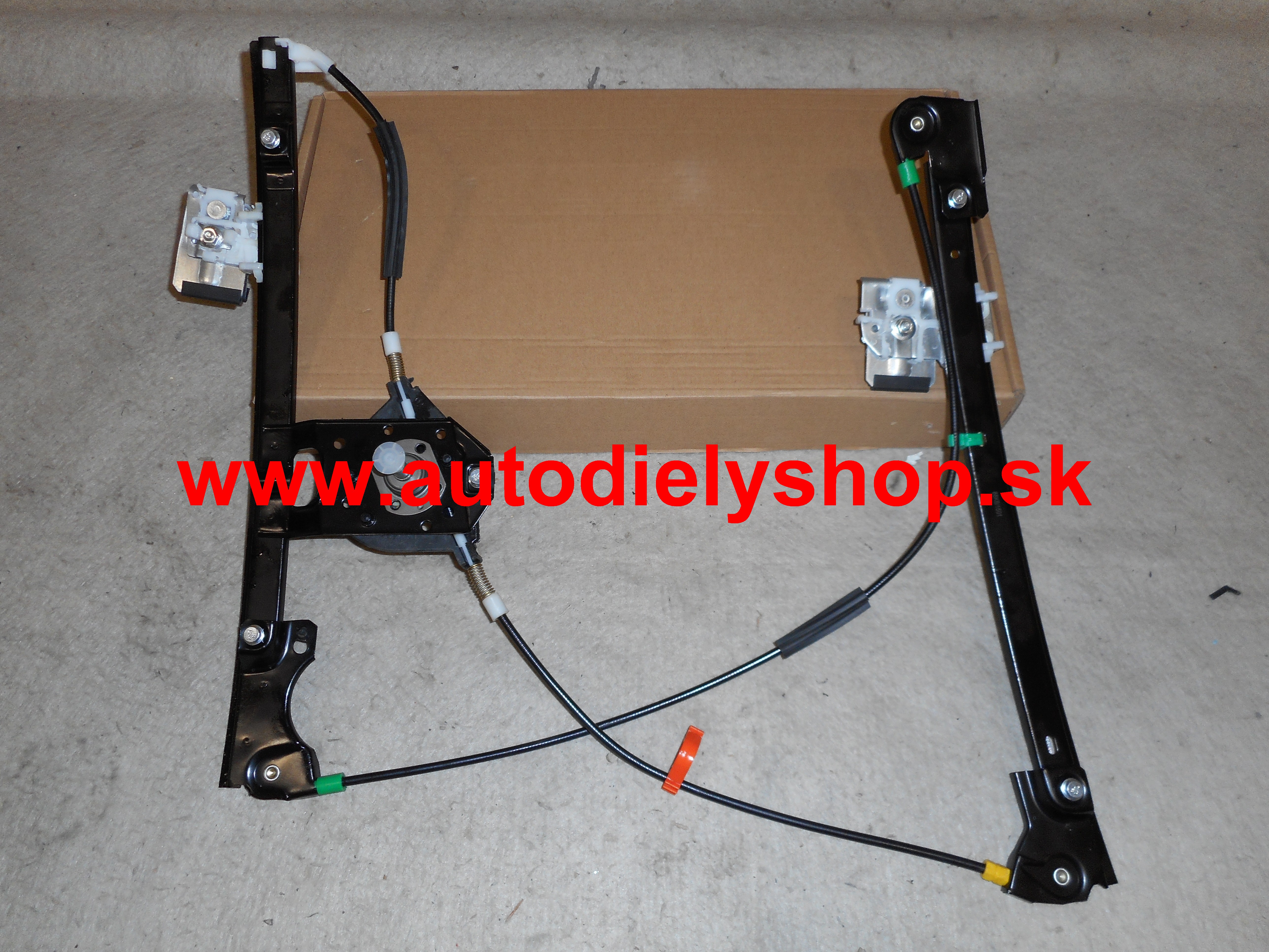 VW VENTO 9/91-9/97 mech.sťahovanie okna predné ľavé 