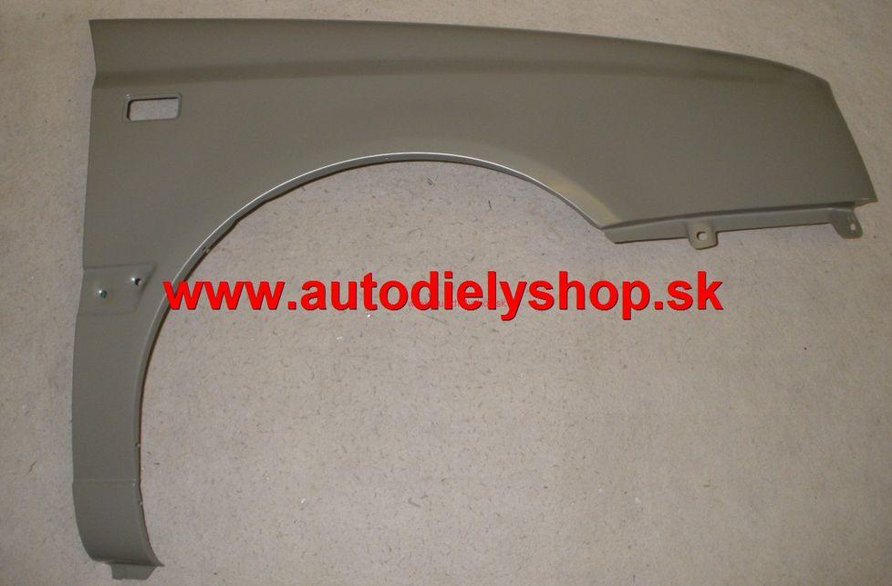 VW VENTO 9/91-95 blatník pravý,smerovky obdlžnikový otvor 