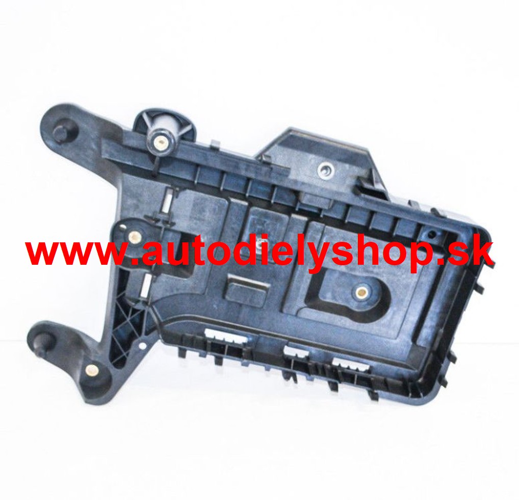 Škoda SUPERB II 3/2008- konzola batérie /ORIGINÁL DIEL/