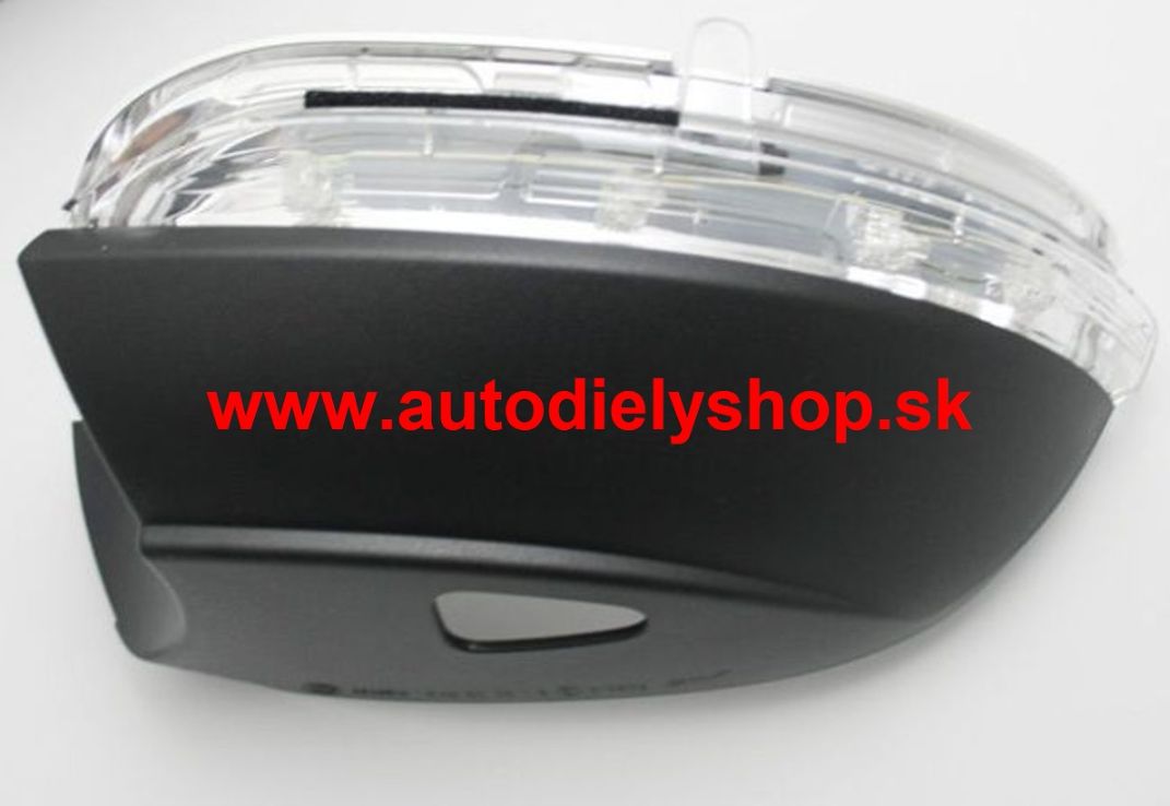 VW JETTA 04/10-  Bočná smerovka v zrkadle, ľavá /LED/ s ovetlením prahu