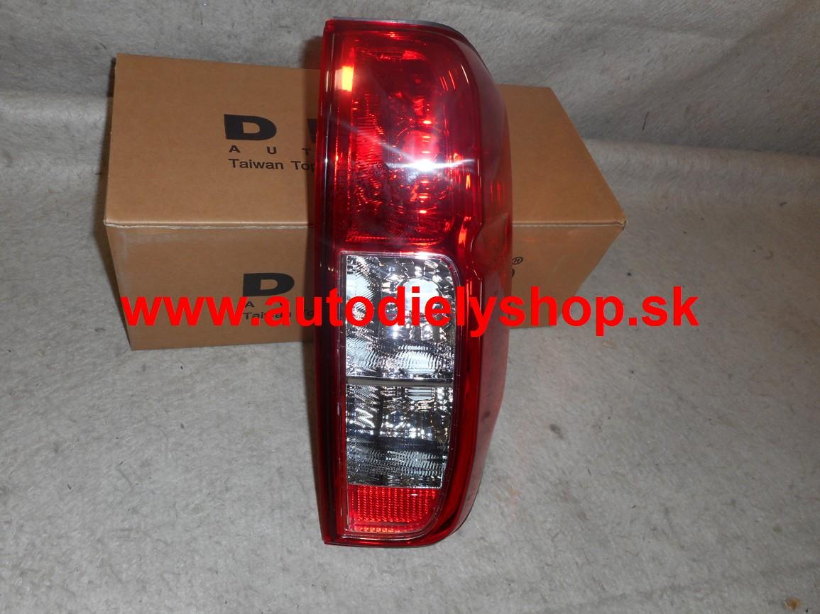  Nissan NAVARA 7/05- zadné svetlo Pravé 