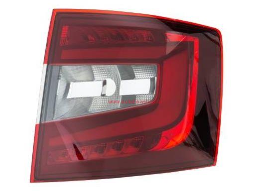 Škoda OCTAVIA III 2/2017- zadné svetlo Pravé / KOMBI / HELLA