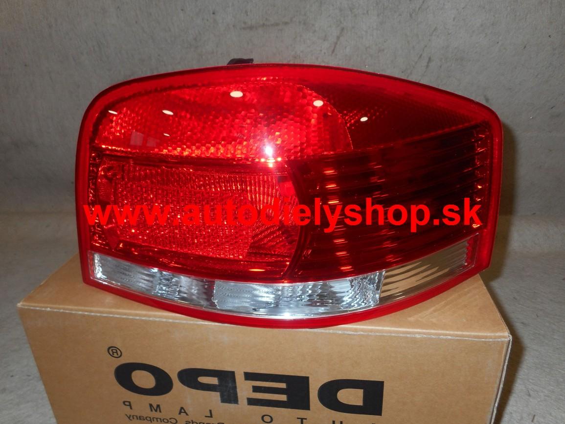 Audi A3 6/03- zadné svetlo pravé 3-dverové 