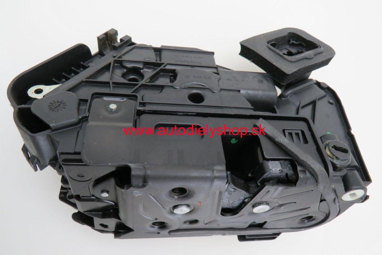 Seat TOLEDO 10/2012- zámok zadných dverí Pravý