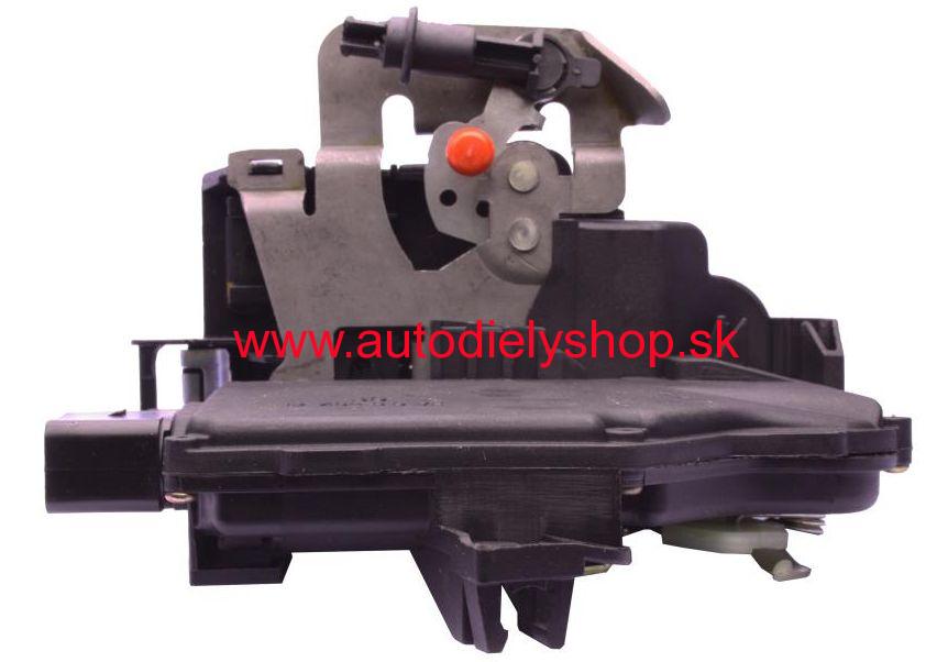 AUDI A6 7/01-4/04 zámok predních dverí KOMPLET Pravý