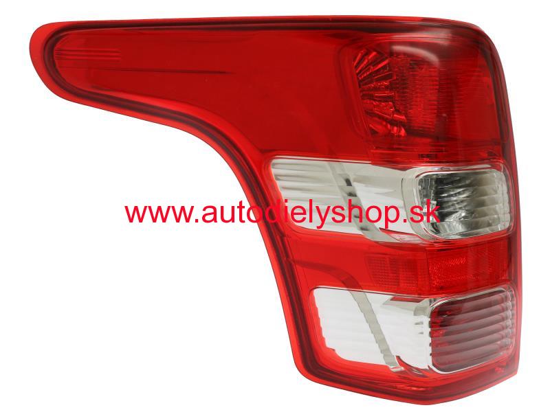 Mitsubishi L200 11/2014- Zadné svetlo Ľavé