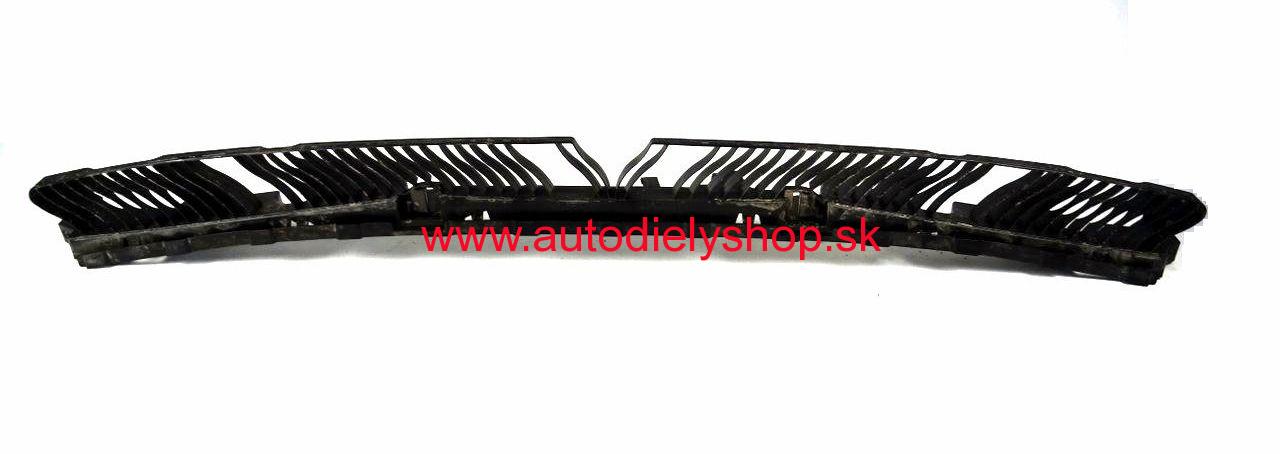 VW TIGUAN 1/2016- držiak zadného nárazníka / stredový