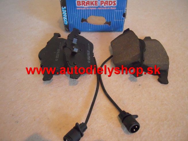 Audi A4 3/99-9/00 predné platničky sada