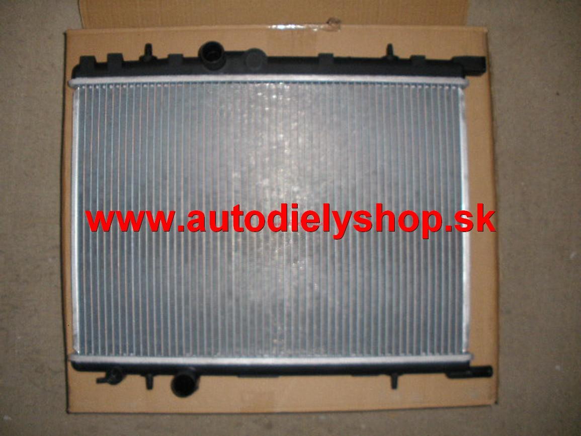 Peugeot 307 01-05 chladič vody 2,0i-2,0HDi 