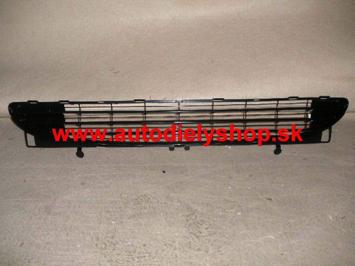  Peugeot 307 01-05 kryt do nárazníka,stred 