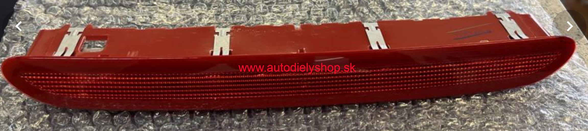 VW PASSAT "B6" 01/05- tretie brzdové svetlo / LED / KOMBI / TYC