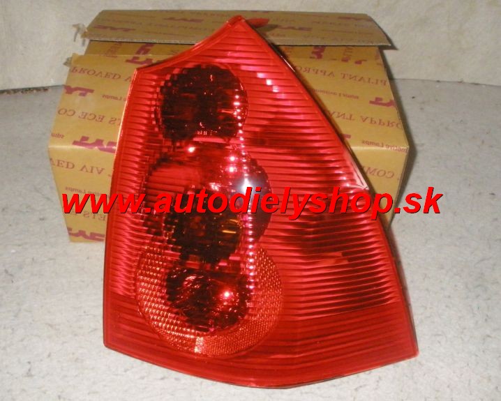  Peugeot 307 01-05 zadné svetlo pravé,Kombi s objímkou 