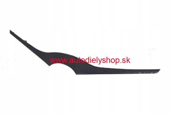 Toyota YARIS 8/2013- lišta masky / Horná