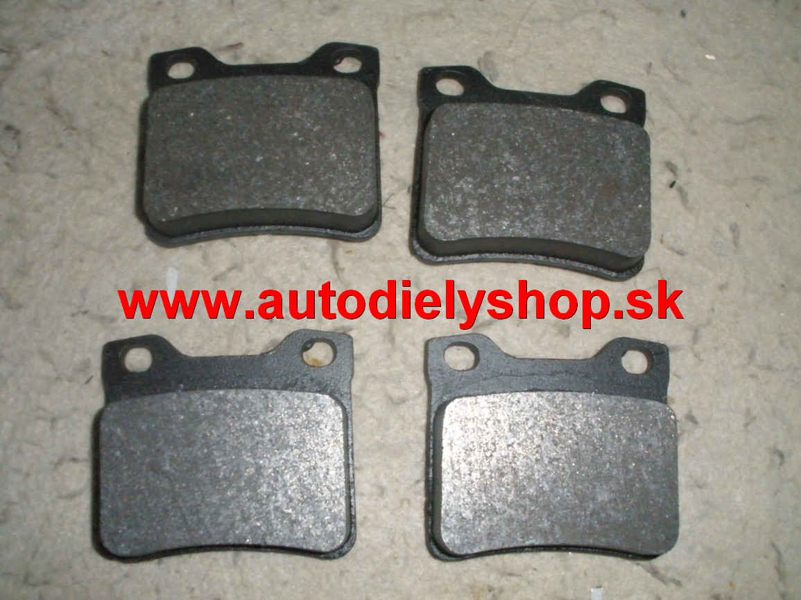  Peugeot 406 5/99-4/04 zadné platničky sada .