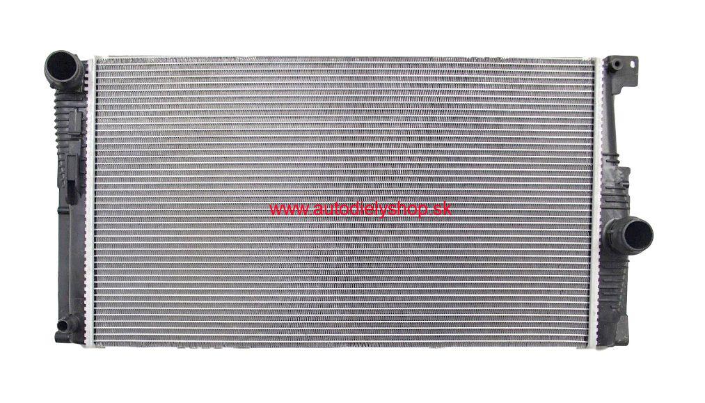 BMW F10 5 3/2010- Chladič motora modely 520i-528i