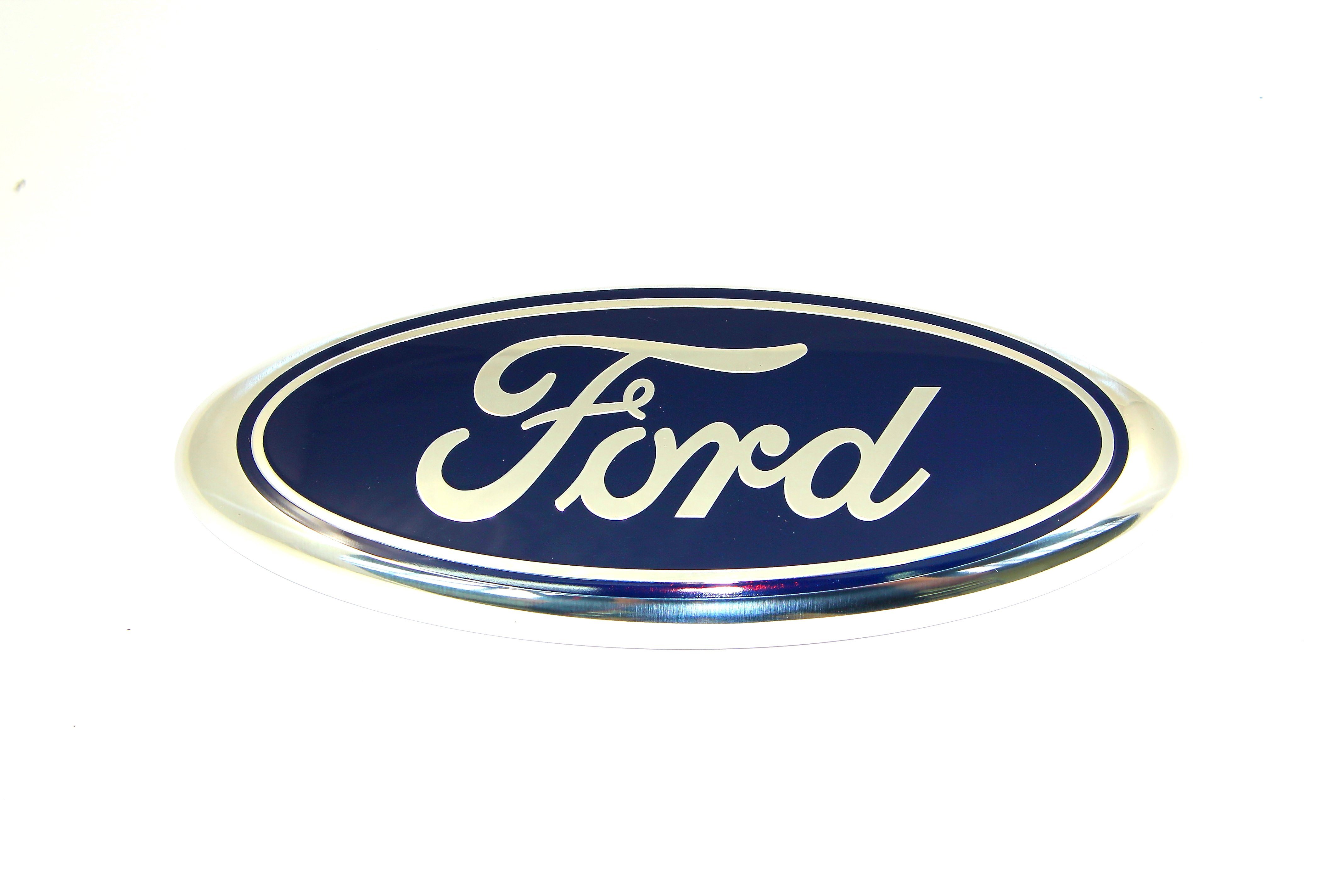 FORD FOCUS 4/2011- zadný znak FORD