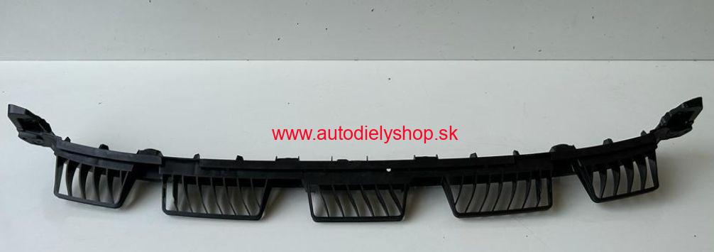 Škoda KAROQ 7/2017- držiak zadného nárazníka Stred / Originál
