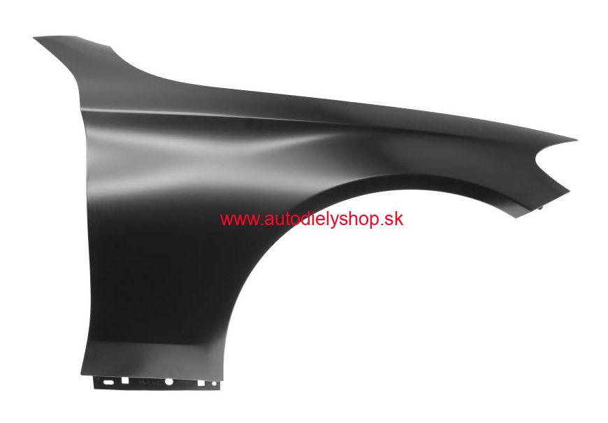 Mercedes W205 C 12/2013- blatník Pravý / hliník