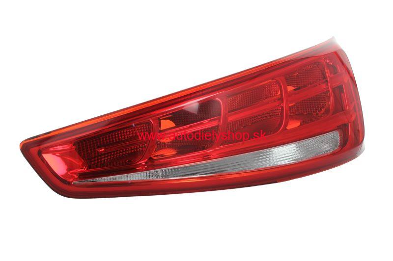 Audi Q3 6/2011- zadné svetlo Pravé