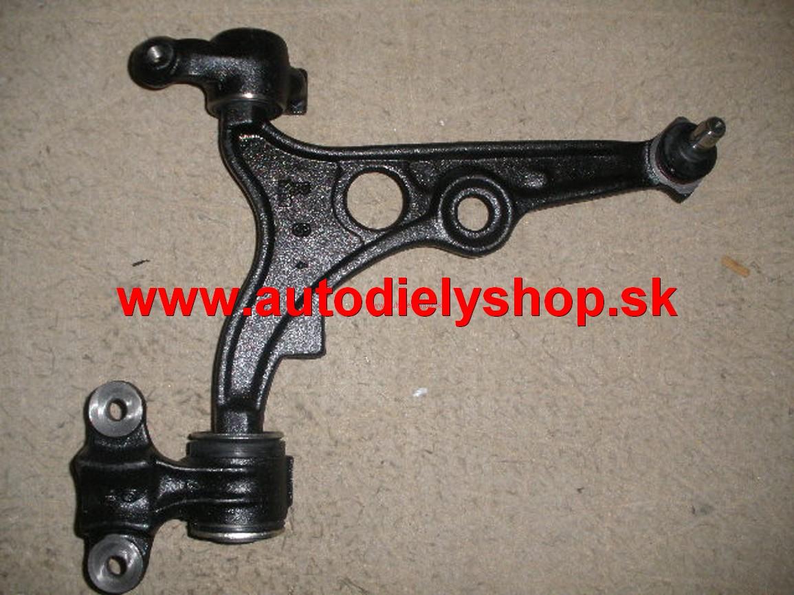  Peugeot EXPERT 10/95-3/04 spodné rameno Pravé 