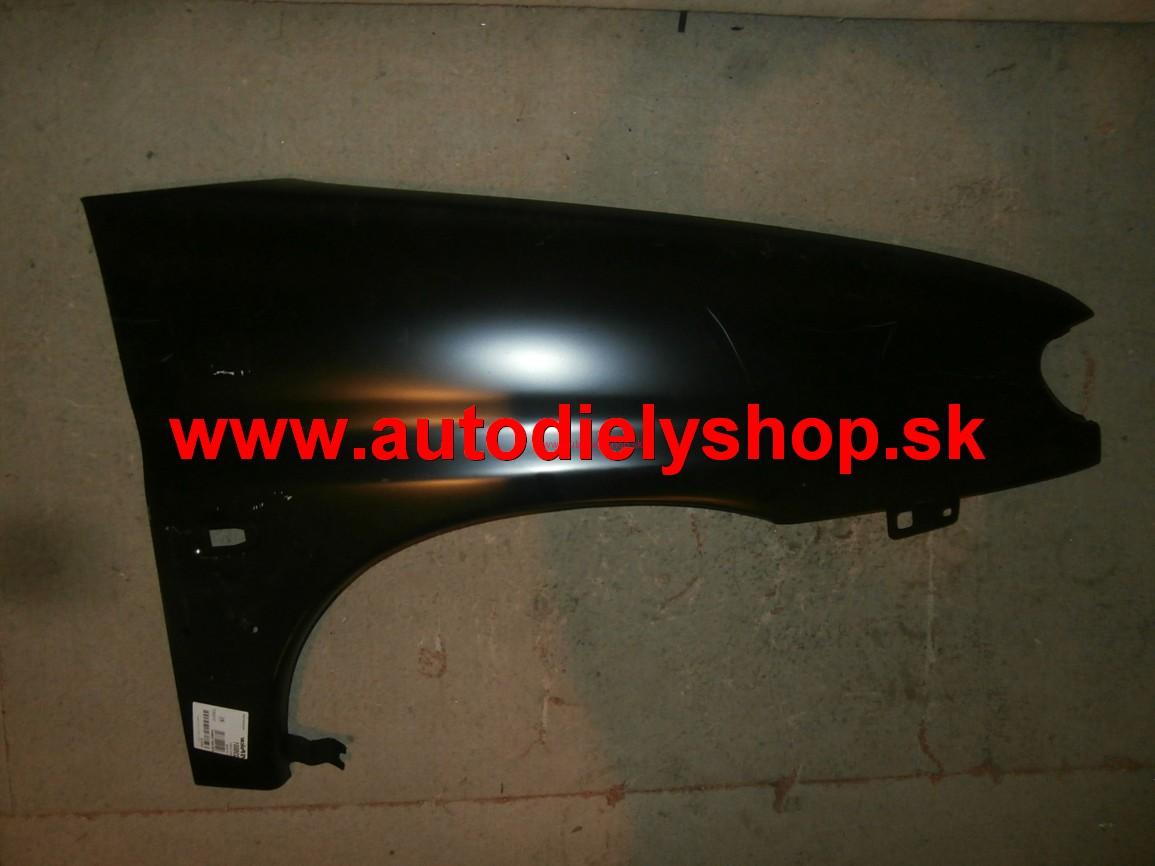  Peugeot Partner 96-12/02 blatník Pravý 