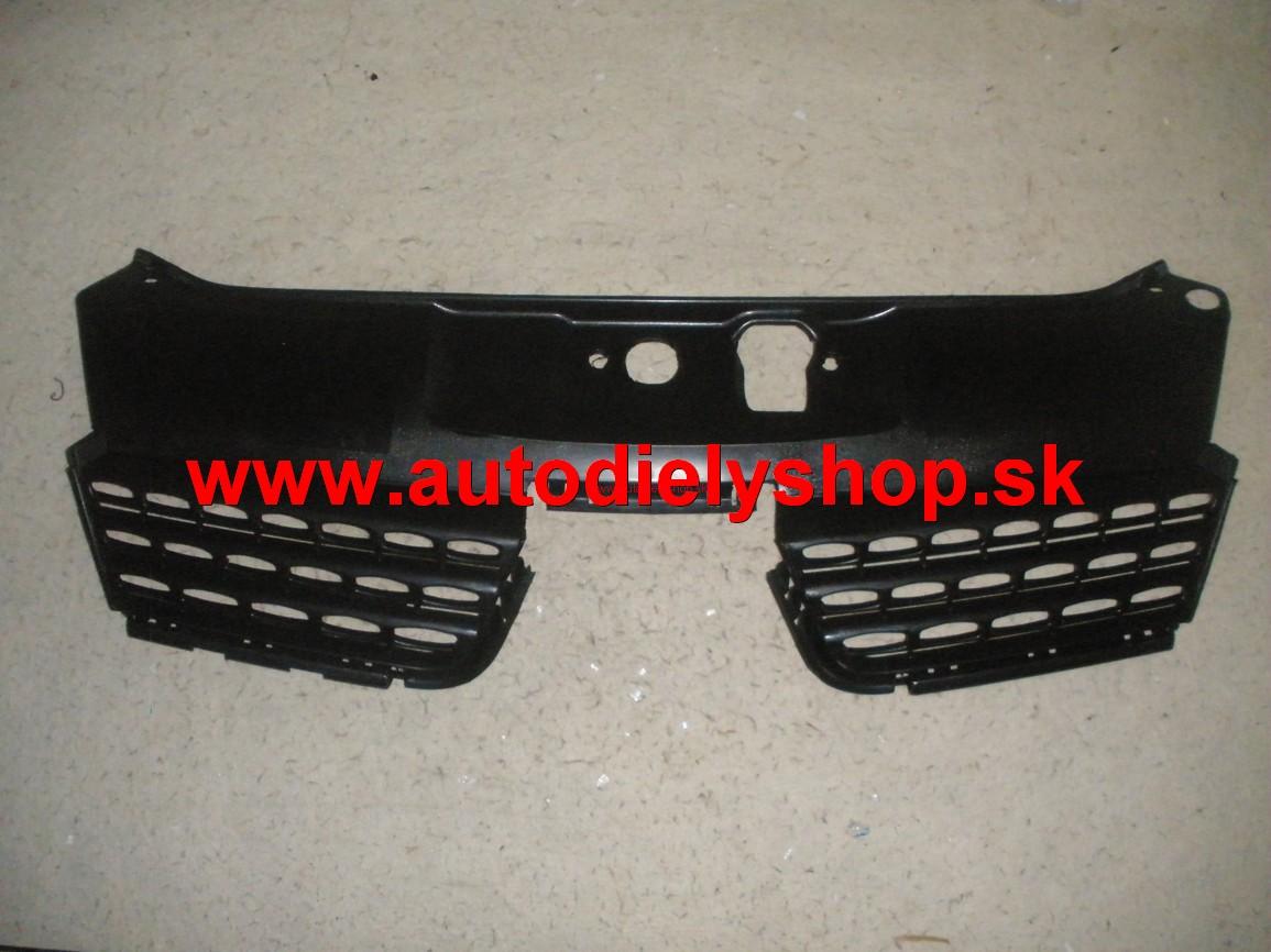 Renault Clio 7/01-9/05 predná maska. 