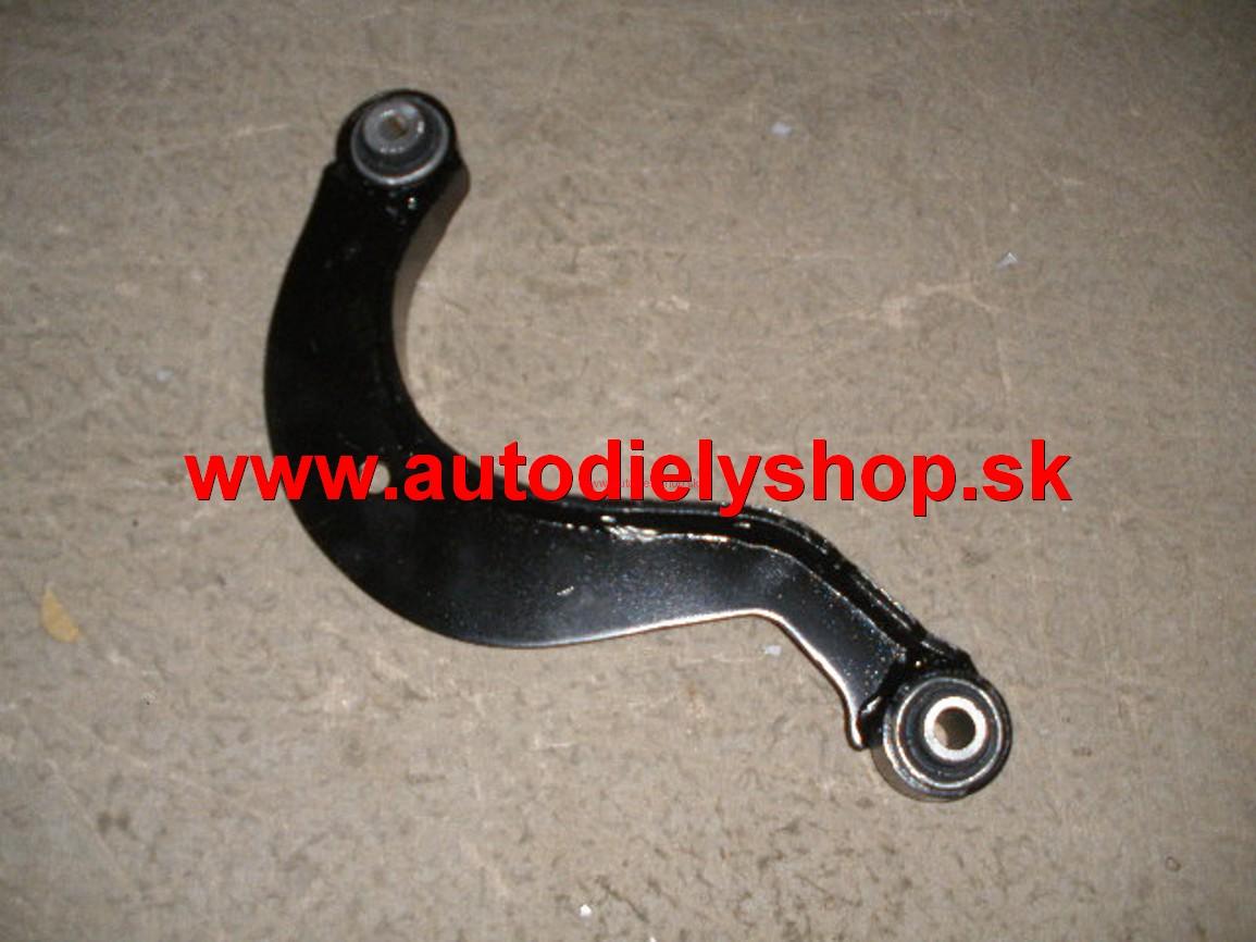 Seat ALTEA 6/04- zadné rameno horné Pravé 
