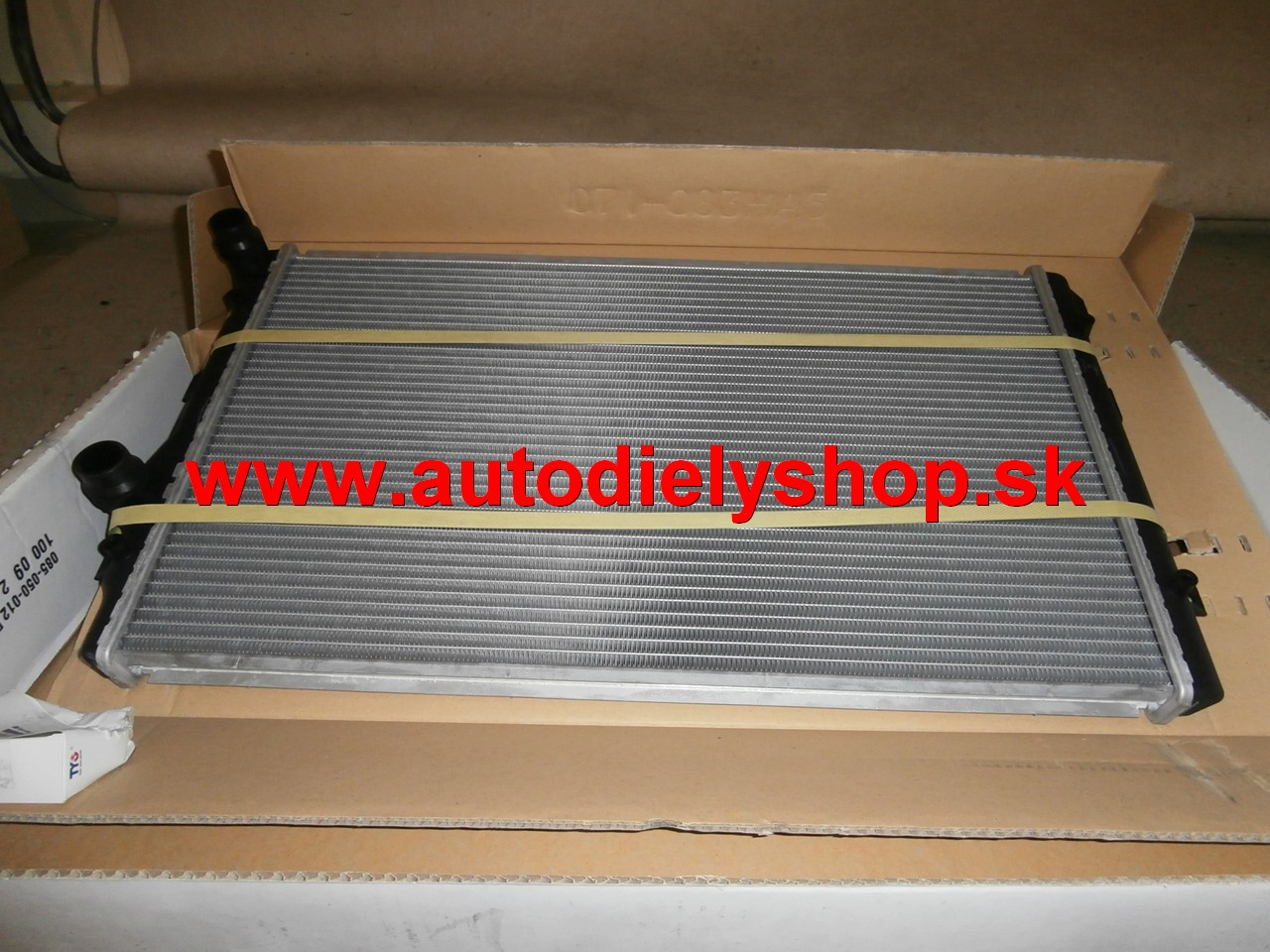 Seat TOLEDO 11/04- chladič vody 1,9TDi s AC 