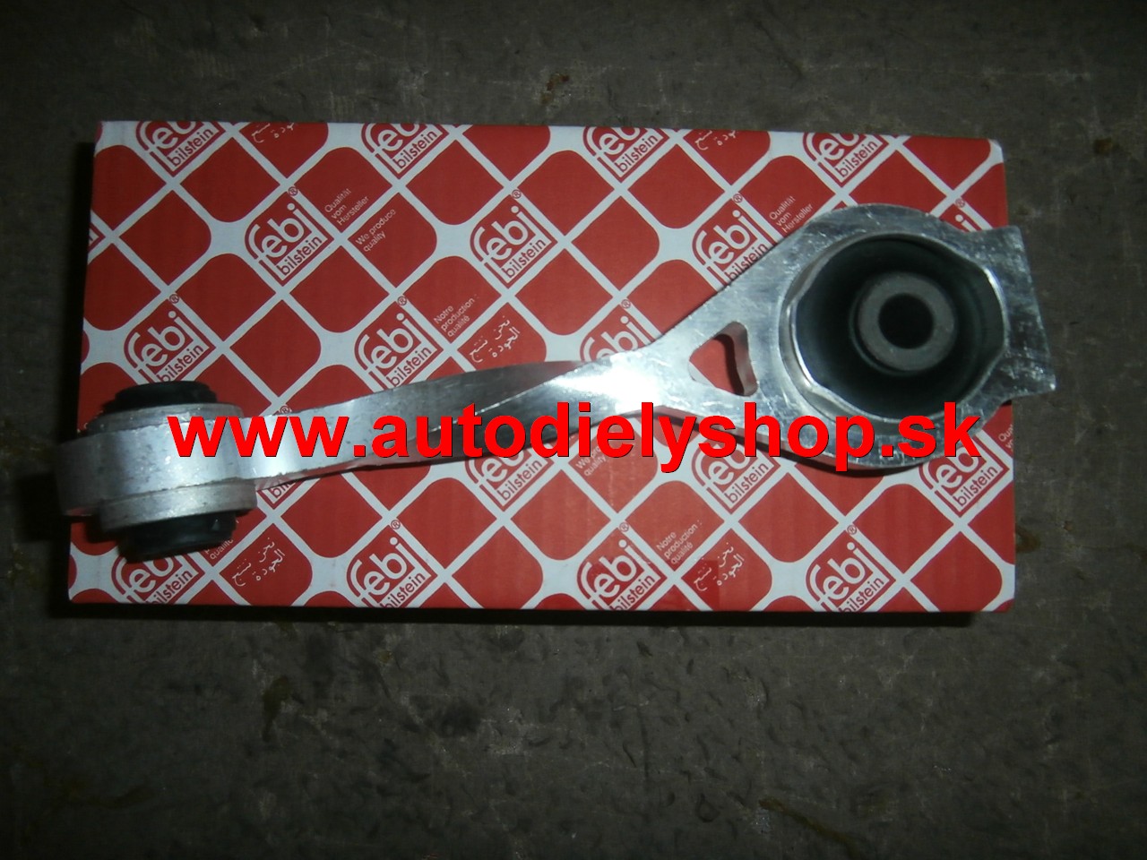  Renault Megane 95-3/99 zadný silenblok motora 